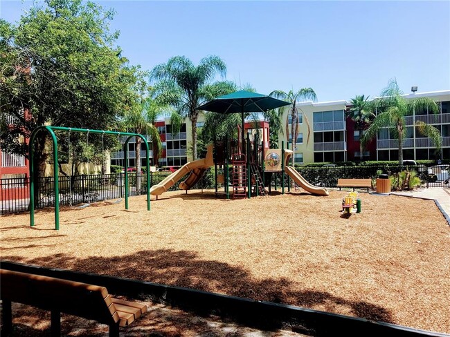 Building Photo - 2630 Coconut Bay Ln