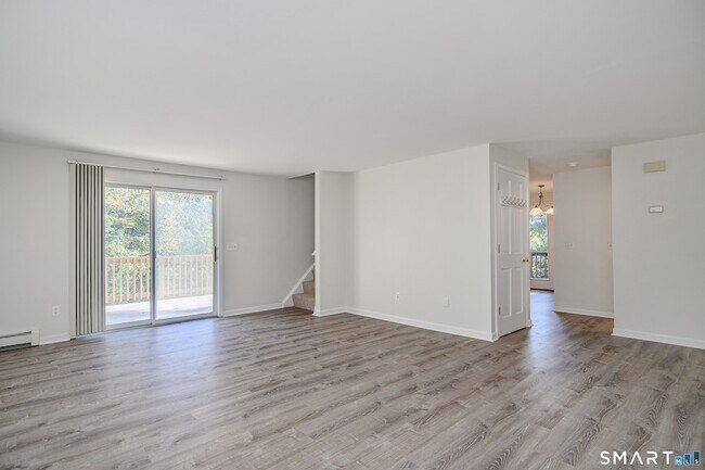 Building Photo - 54 Farview Dr