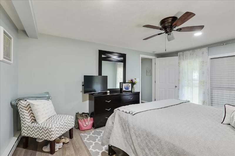 Building Photo - 121 S 25th St