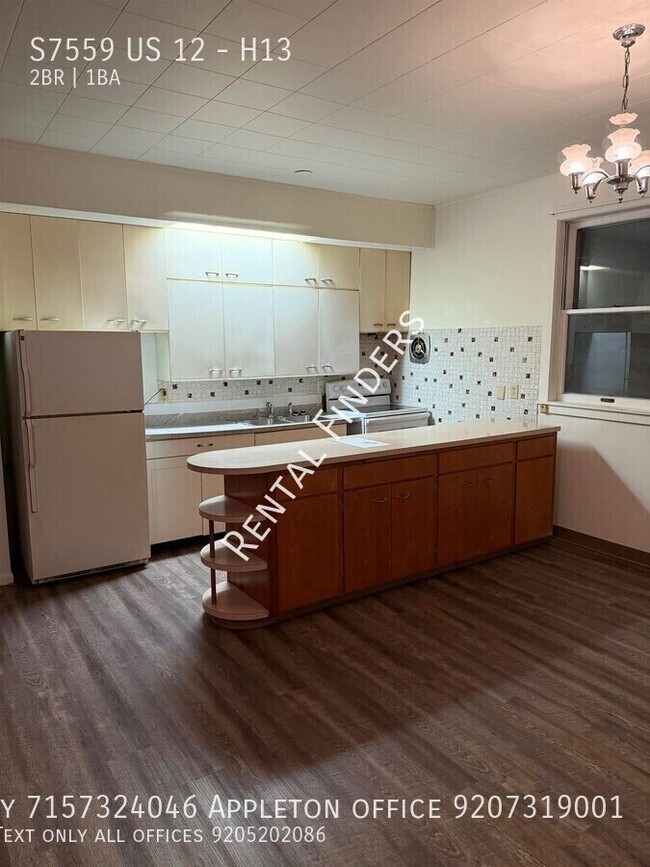 Building Photo - S7559 US-12