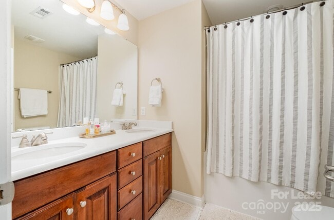 Building Photo - 309 Hurston Circle