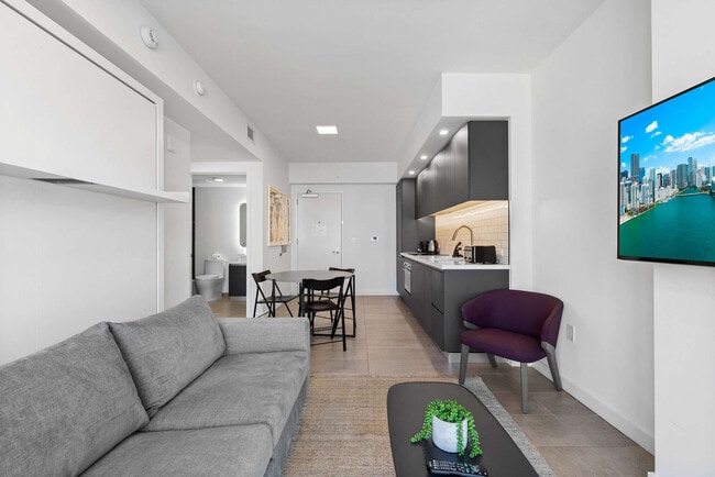 Building Photo - 227 NE 2nd St