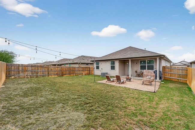 Building Photo - 301 Carolina Buckthorn Dr