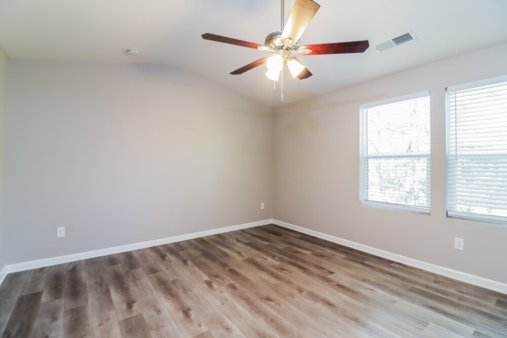 Building Photo - 170 Alton Cir