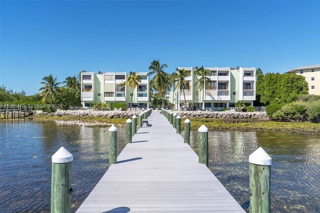 Building Photo - 87455 Old Hwy