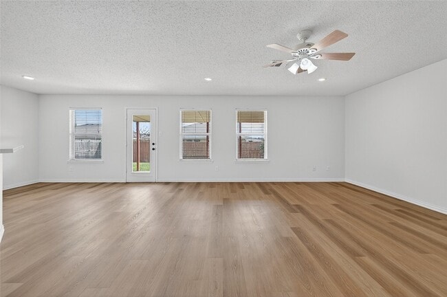 Building Photo - 145 Brushy Creek Ln