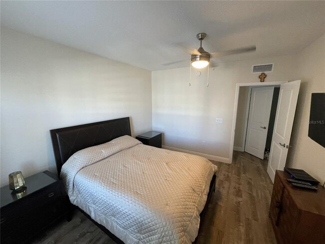 Building Photo - 960 Starkey Rd