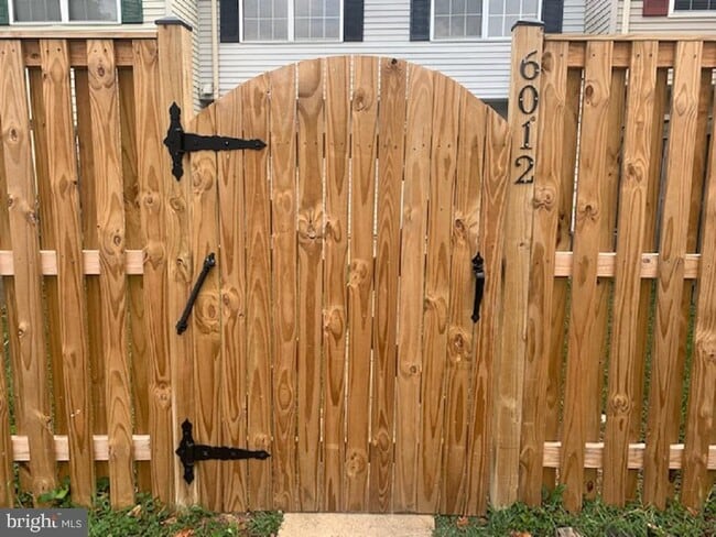 Building Photo - 6012 Red Wolf Pl