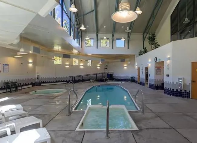 Building Photo - Silverthorne 2BR at Treehouse! Year lease!...