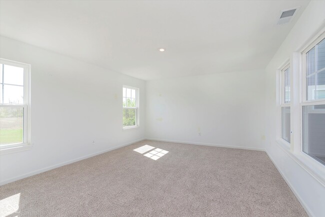 Building Photo - 15929 Tharp Wds Dr