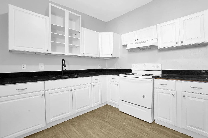 Building Photo - 1336-1338-1338 Sullivant Ave