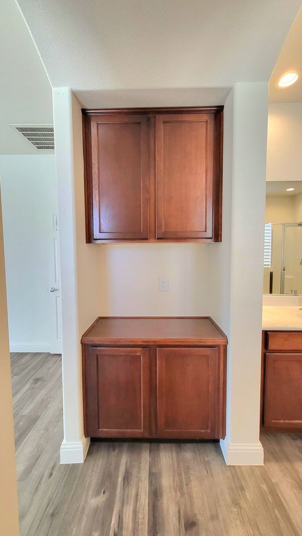 Building Photo - MAYFIELD RANCH ESTATES - N. Mayfield Ranch...