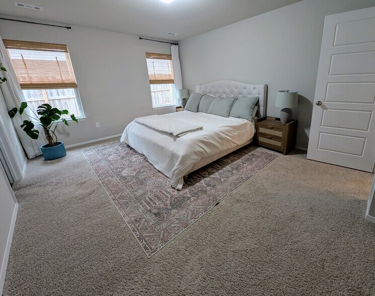 Master - 1640 Forest Dr