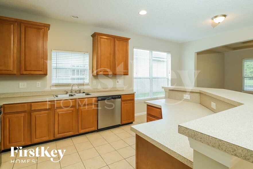 Building Photo - 723 Candlebark Dr