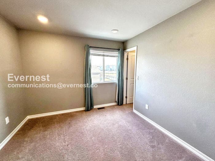 Building Photo - 6047 Mumford Dr.