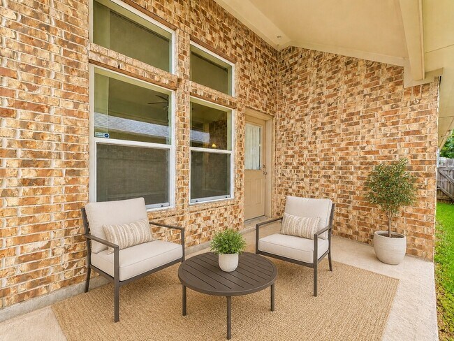 Building Photo - 2410 Horned Owl Dr