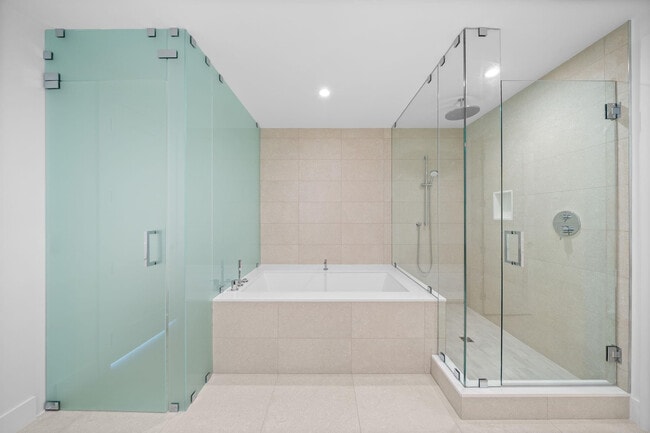 Building Photo - 151 N Seabreeze Blvd