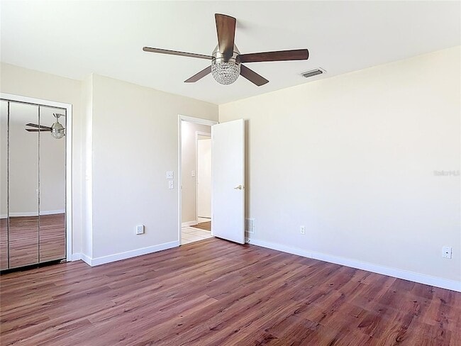 Building Photo - 289 Gull Dr S