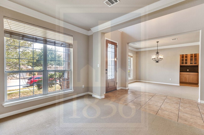 Building Photo - 150 Abbey Dr