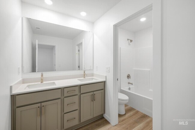 Building Photo - 4234 W Cirrus Ln