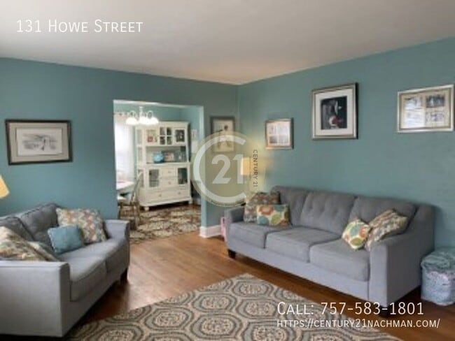 Building Photo - 131 Howe St