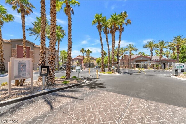 Building Photo - 8000 W Badura Ave