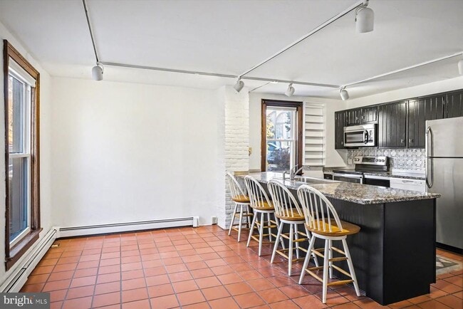 Building Photo - 739 Sergeantsville Rd