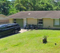 Building Photo - 56 Saint Johanna Dr