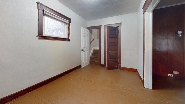 Building Photo - 3865 W 16th St