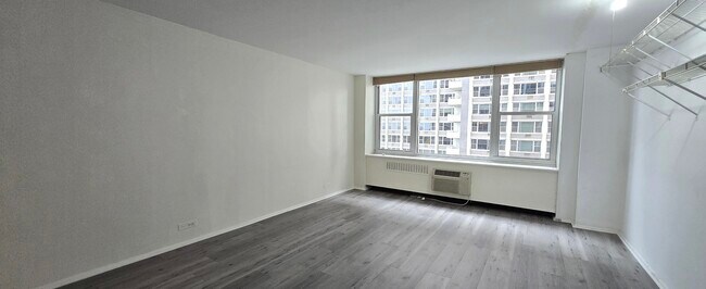 Building Photo - 4250 N Marine Dr