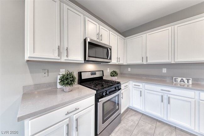 Building Photo - 1009 Cetona Ct