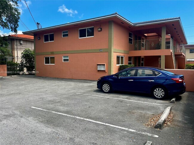 Building Photo - 2600 NW 14th St
