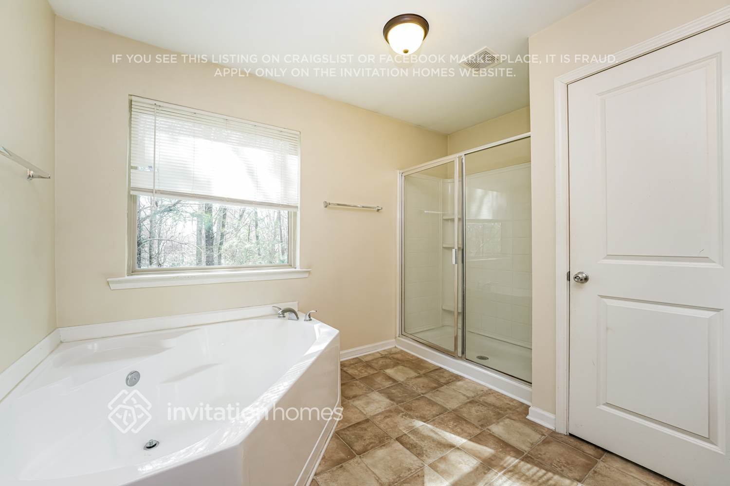 Building Photo - 1632 Ewing Farm Dr