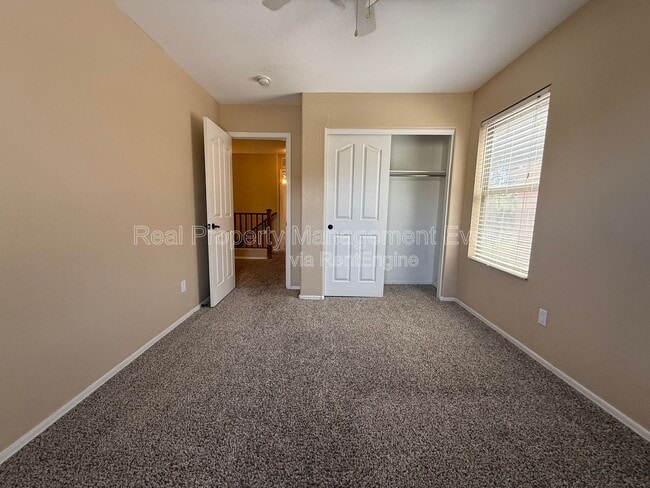 Building Photo - 8145 W Palo Verde Ave