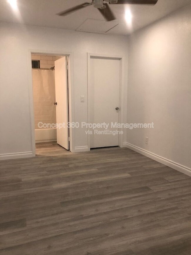 Building Photo - 1327 W Parade St