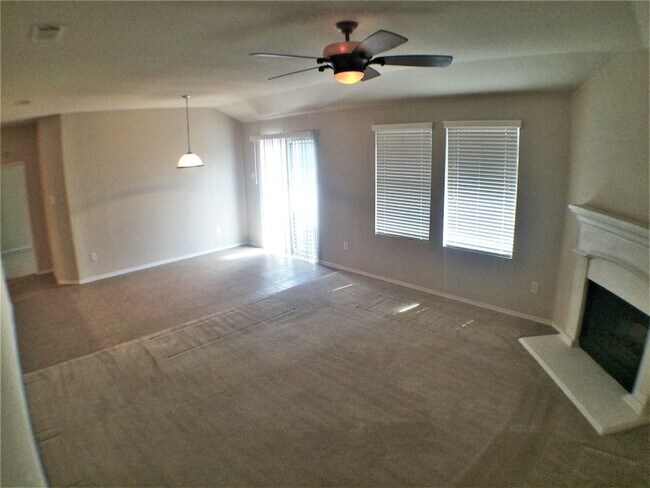 Building Photo - 5204 Pebble Beach Tr