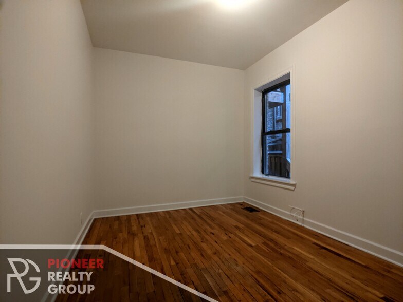 Building Photo - 3817 N Fremont St