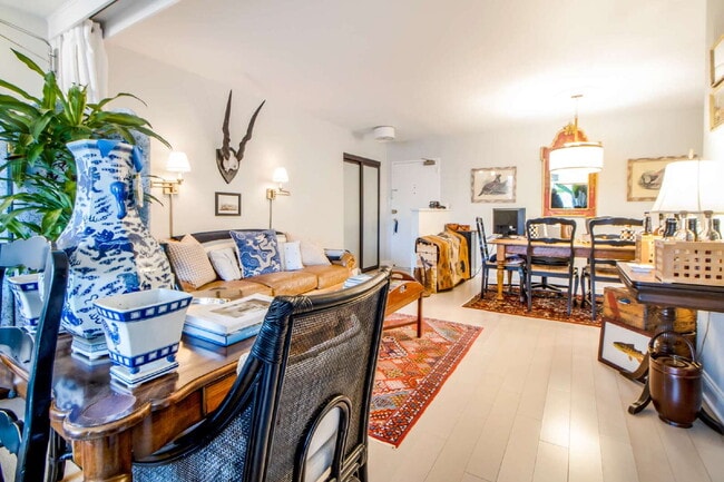 Building Photo - Affordable (utils included!) Luxury Living...