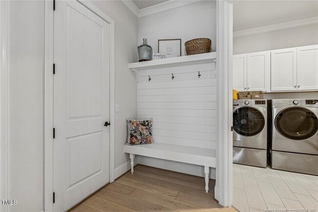 Building Photo - 2098 Amalfi Pl