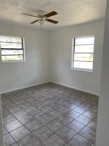 Building Photo - 4524 Howard St