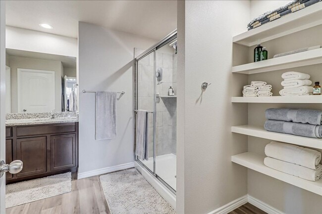 Building Photo - 7213 Adler Dr