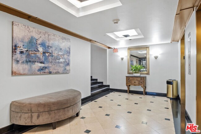 Building Photo - 10535 Wilshire Blvd