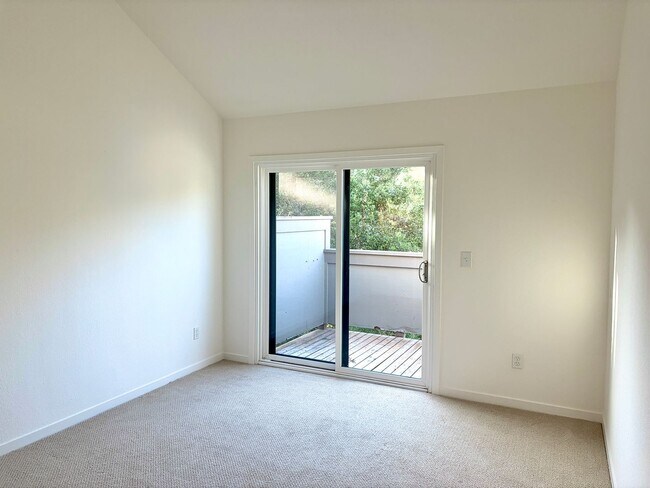 Building Photo - 258 Sandpiper Ct
