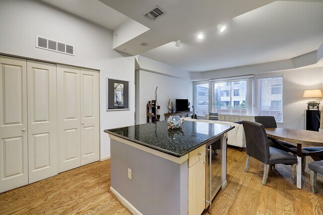 Building Photo - 3505 Sage Rd