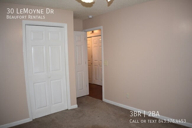 Building Photo - 30 Le Moyne Dr