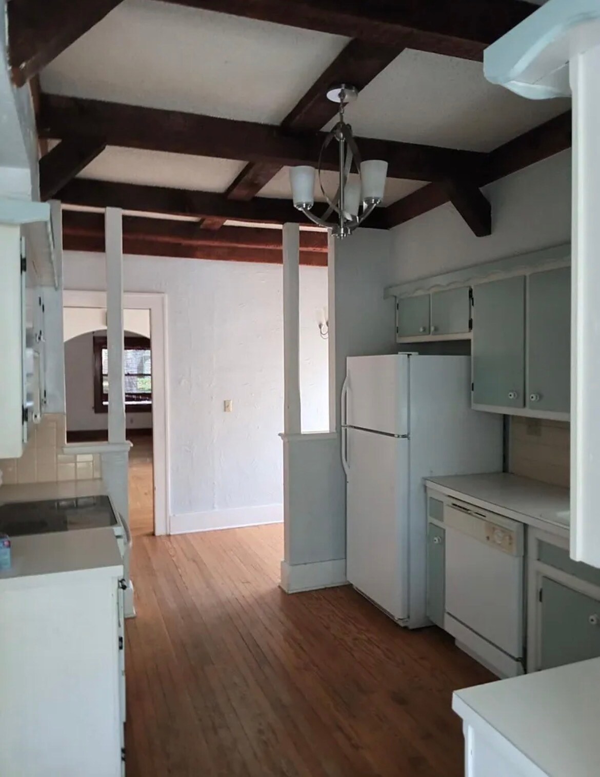 Building Photo - 363 N Vassar Ave