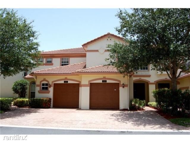 Building Photo - 16081 Poppyseed Cir