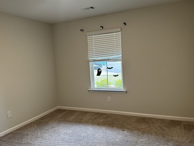 Building Photo - 424 Kohn Dr