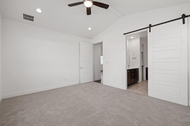 Building Photo - 3813 Mesquite Vly Rd