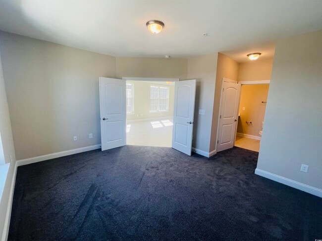 Building Photo - 165 Ella Kinley Cir